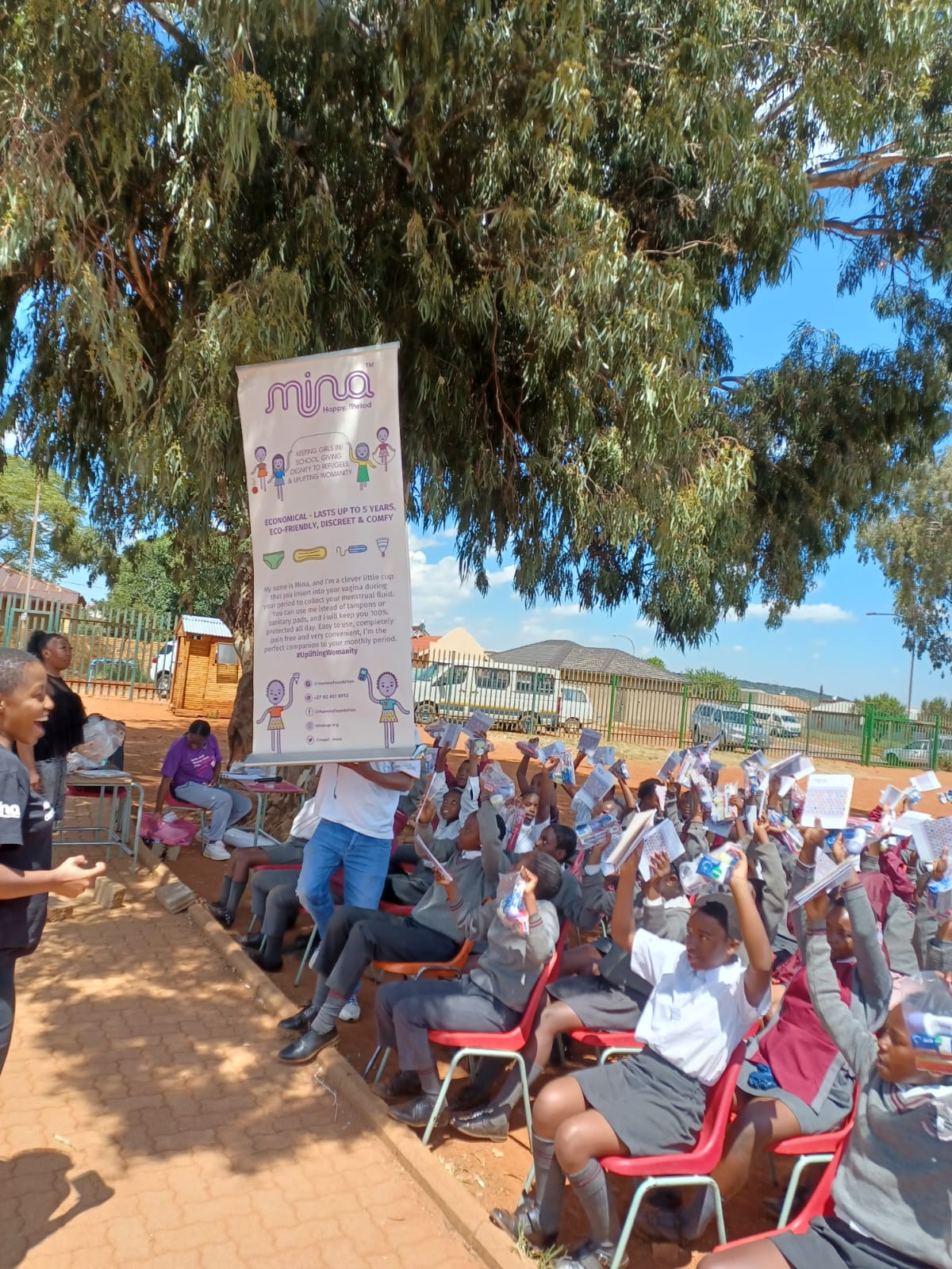 Menstruationscup Spenden Südafrika: Wir beteiligen uns am Kampf gegen Periodenarmut